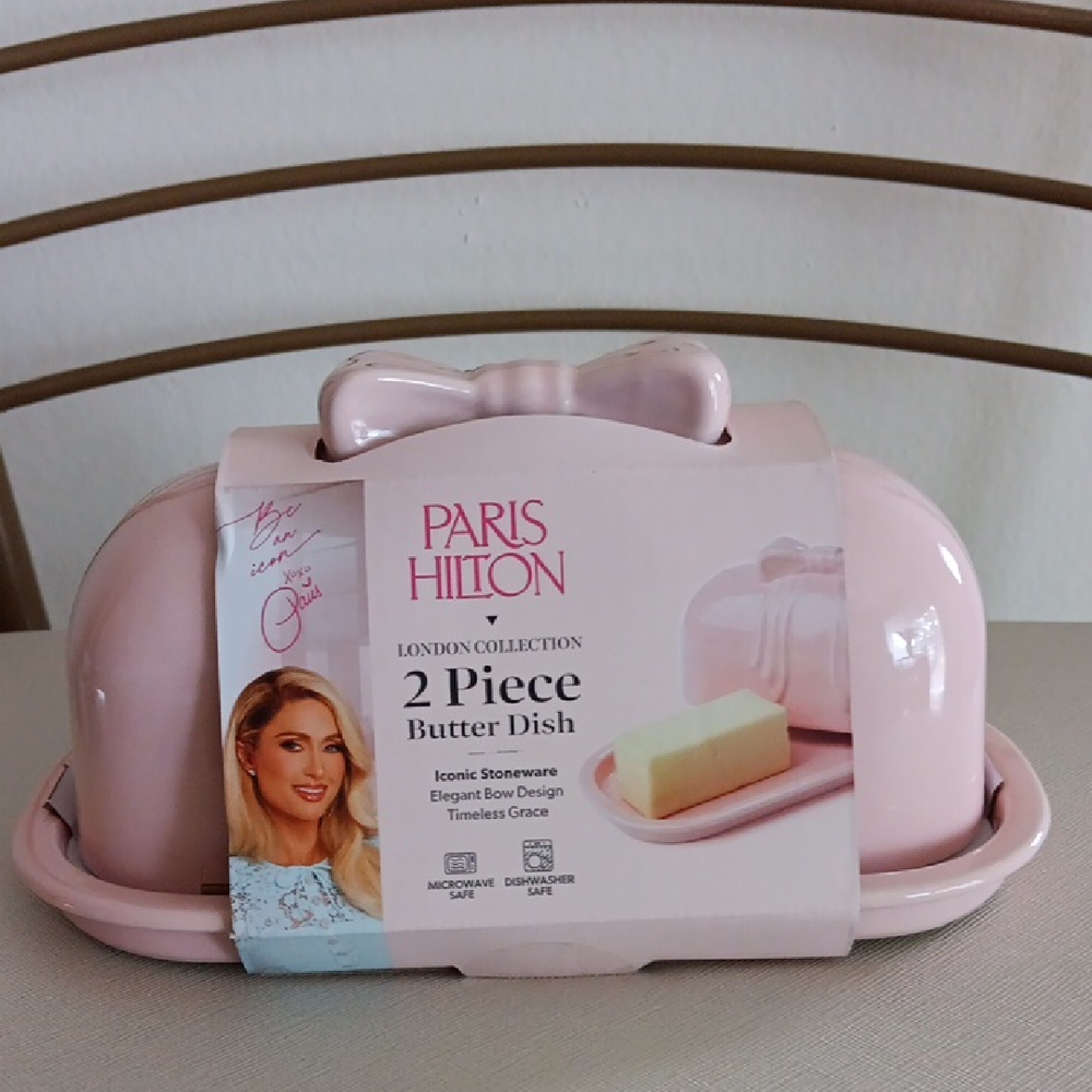 Viral Paris Hilton Pink Bow Butter Dish
